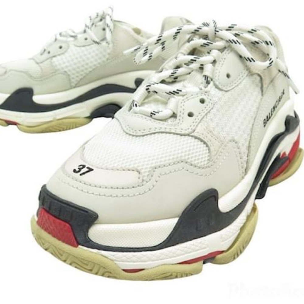 Balenciaga White and Black Sneakers with Chunky Design and Thick Sole